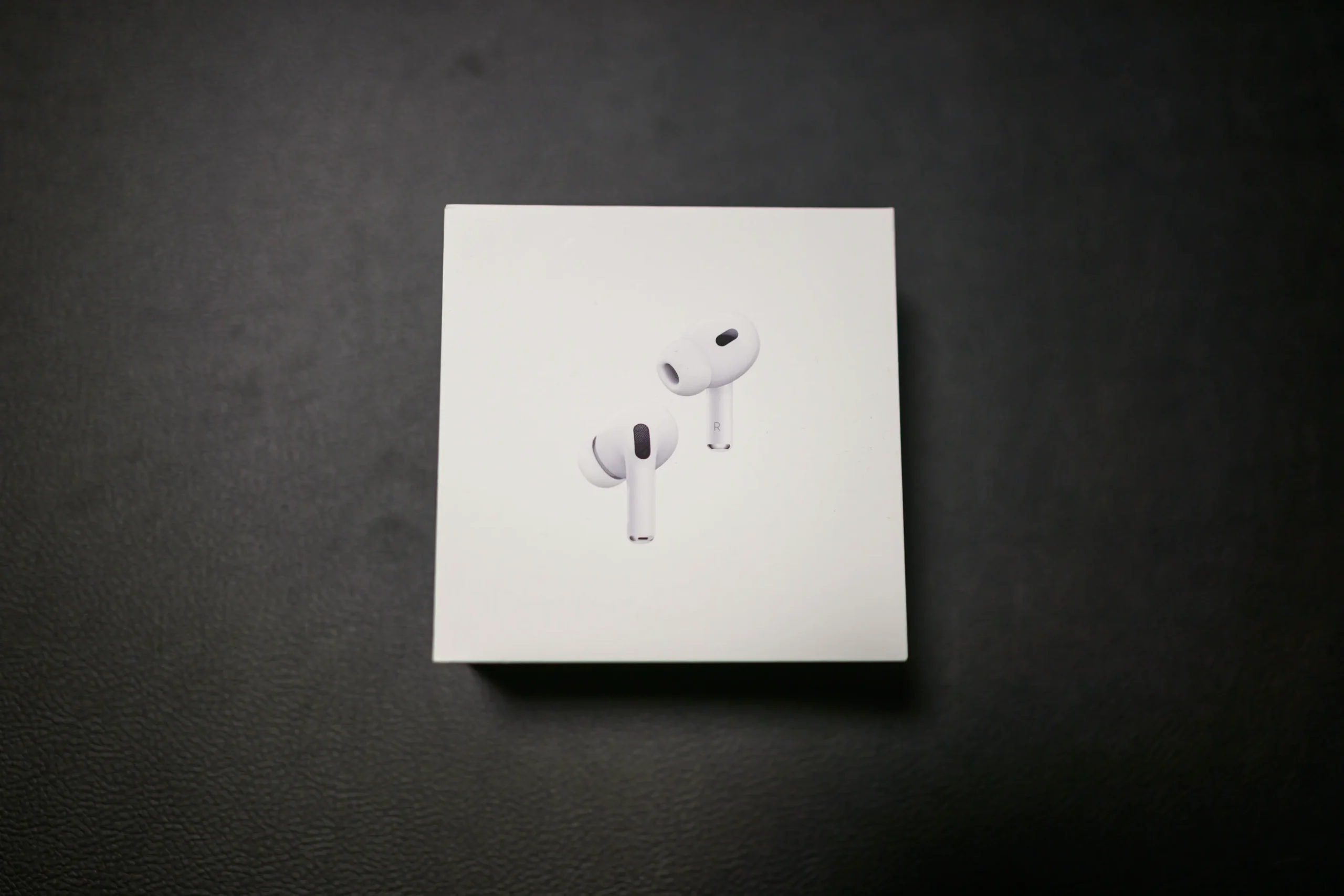 AirPods Pro 2 の箱